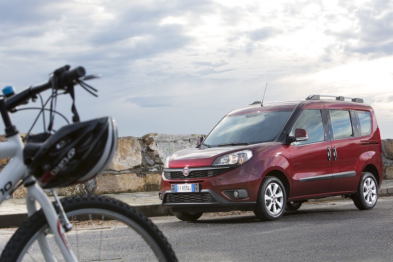 YEN� 2015 F�AT DOBLO T�RK�YE'DE RES�M GALER�S�