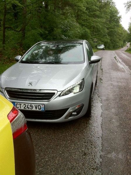 YEN KASA PEUGEOT 308 YOLLARDA RESM GALERS