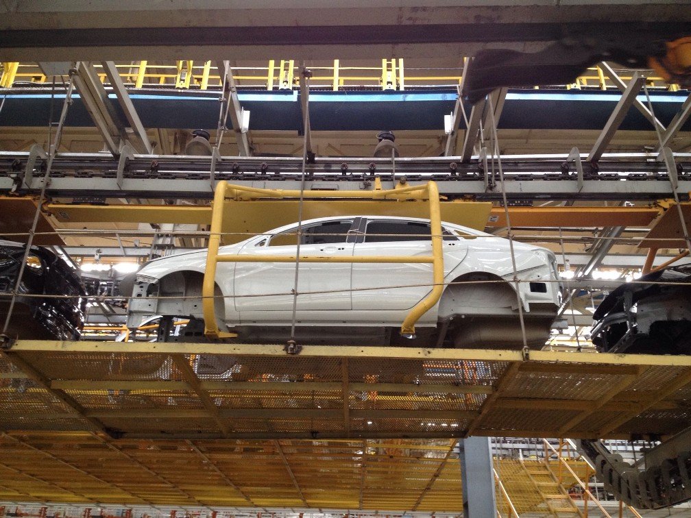 YEN� LADA VESTA �RET�M RES�M GALER�S�