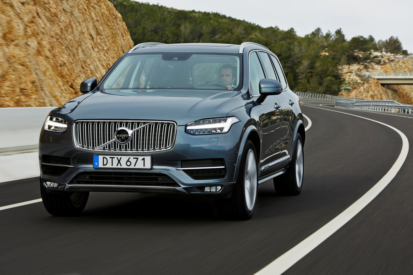 YEN� 2015 VOLVO XC90'NIN �ZEL RES�M GALER�S�
