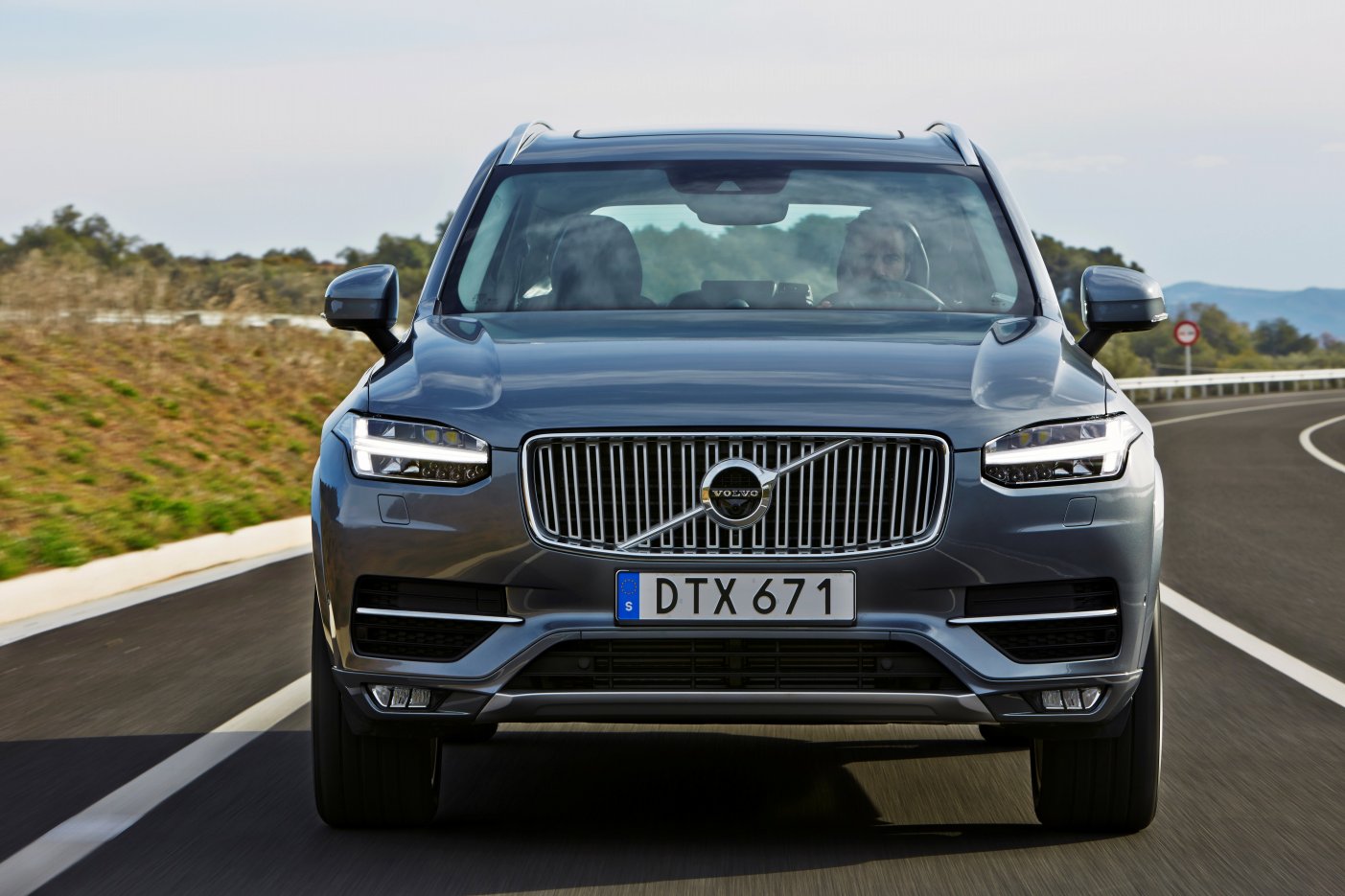 YEN� 2015 VOLVO XC90'NIN �ZEL RES�M GALER�S�