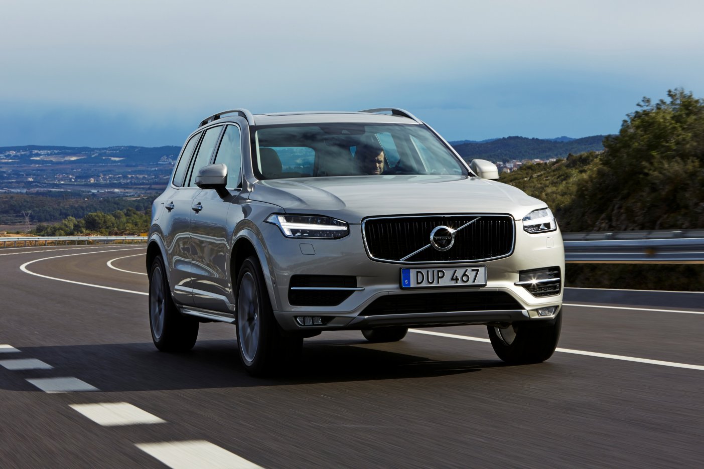 YEN� 2015 VOLVO XC90'NIN �ZEL RES�M GALER�S�