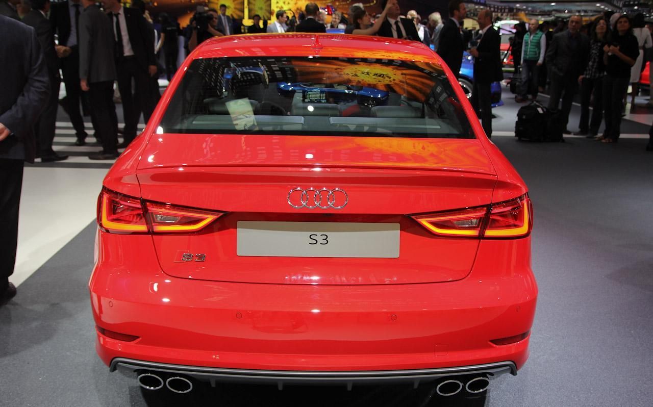 YEN AUD S3 SEDAN FRANKFURT RESM GALERS