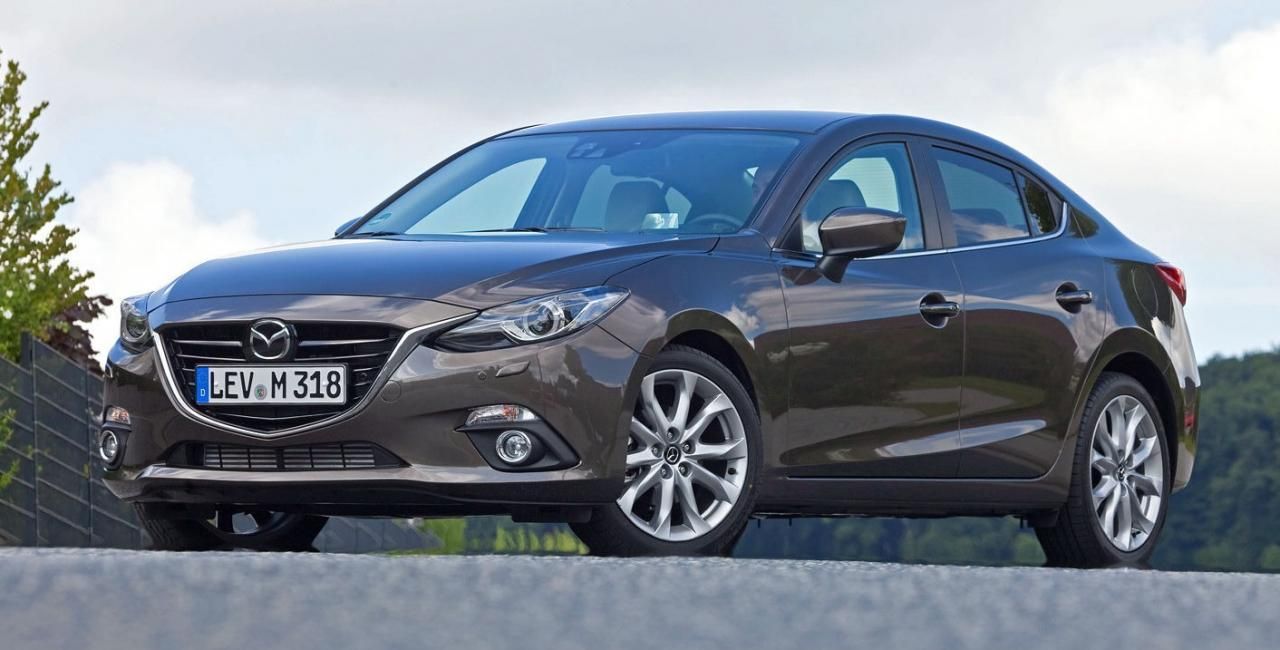 YEN MAZDA 3 SEDAN AYRINTILI RESM GALER