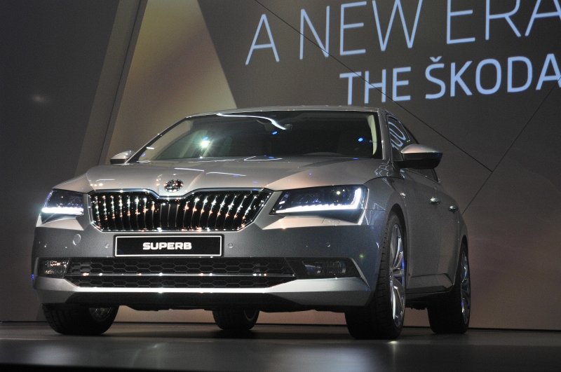 YEN� SKODA SUPERB LANSMAN RES�M GALER�S�