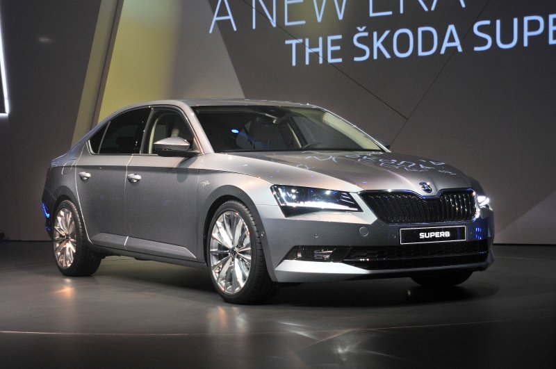 YEN� SKODA SUPERB LANSMAN RES�M GALER�S�