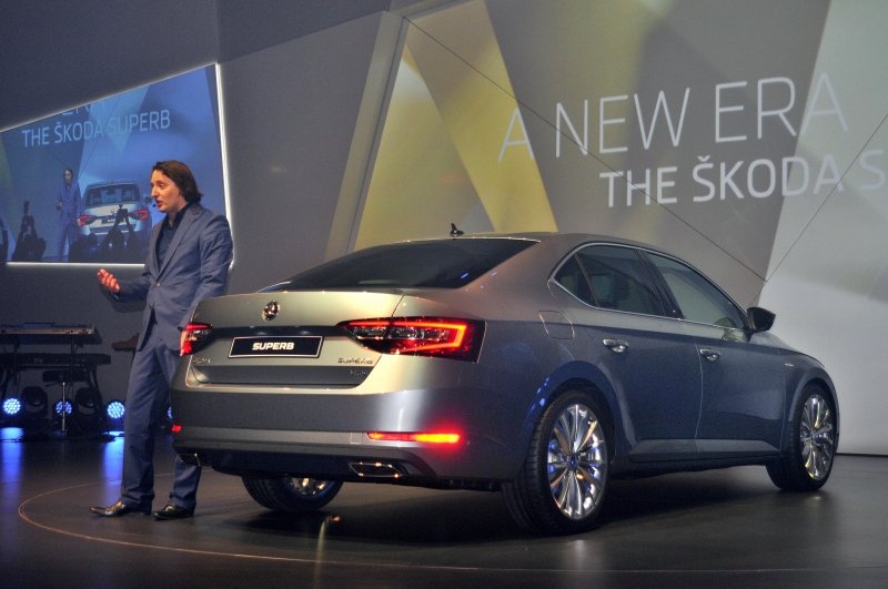 YEN� SKODA SUPERB LANSMAN RES�M GALER�S�