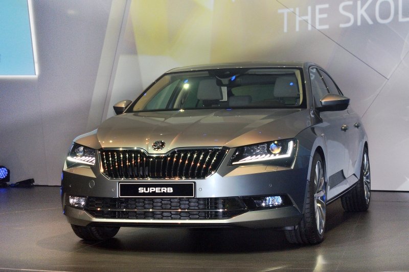 YEN� SKODA SUPERB LANSMAN RES�M GALER�S�