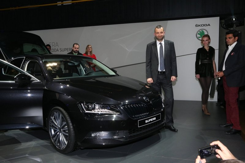 YEN� SKODA SUPERB LANSMAN RES�M GALER�S�