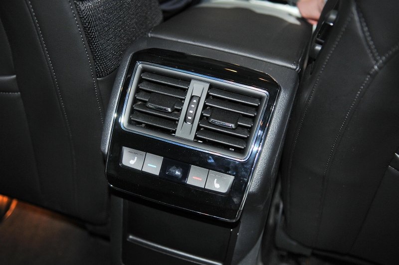 YEN� SKODA SUPERB LANSMAN RES�M GALER�S�