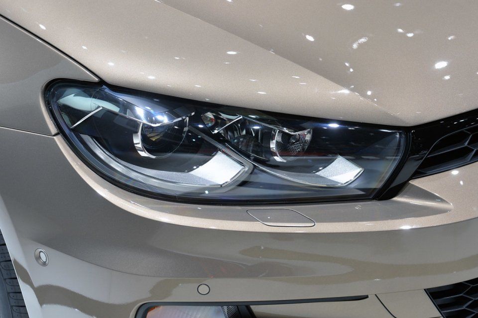 YEN MAKYAJLI VOLKSWAGEN SCROCCO CENEVRE RESM GALERS