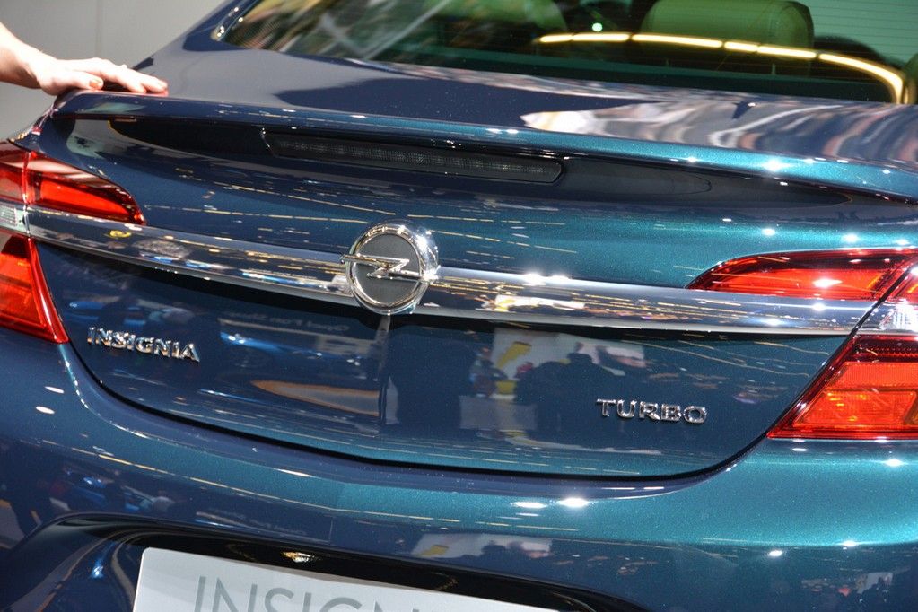 YEN� OPEL �NS�GN�A FRANKFURT LANSMAN RES�M GALER�S�