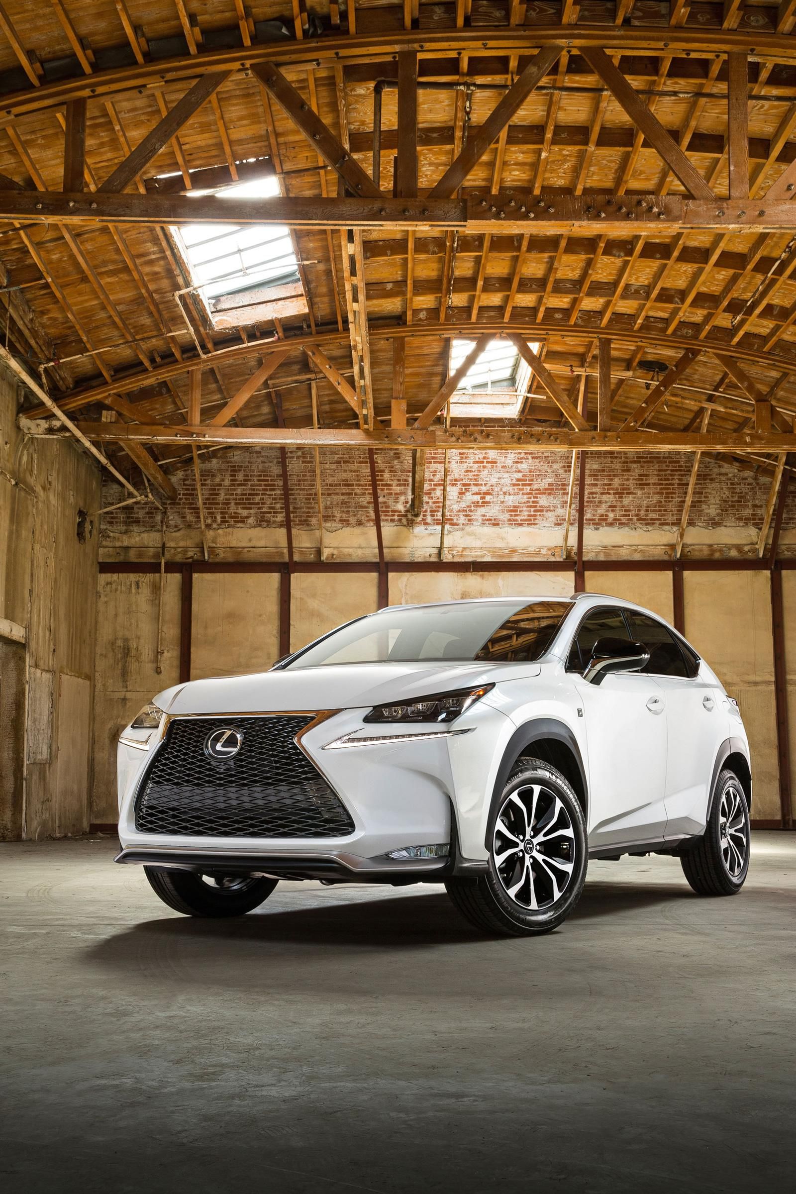 YEN 2015 LEXUS NX DETAYLI RESM GALERS