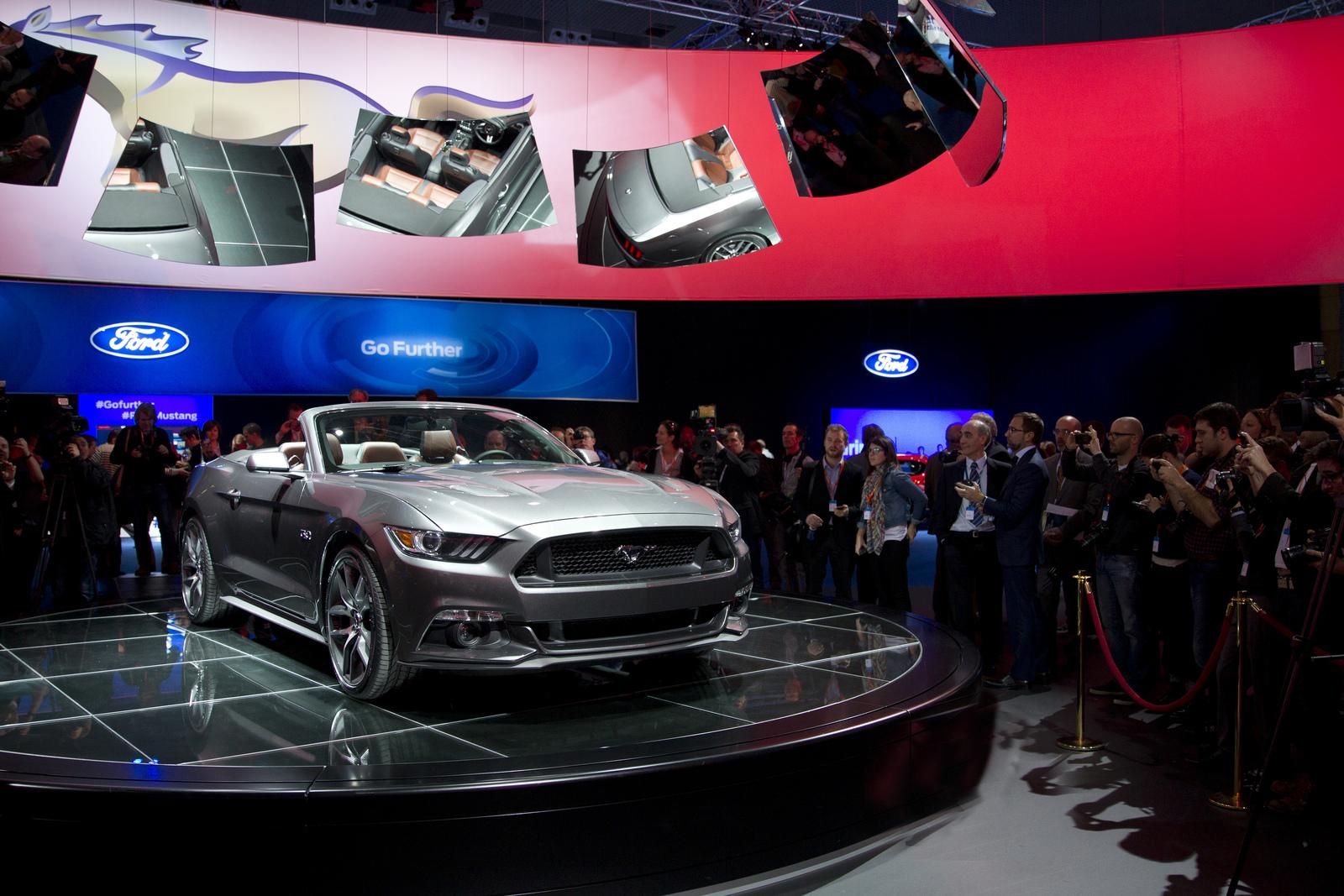 YEN 2015 FORD MUSTANG CONVERTBLE RESM GALERS