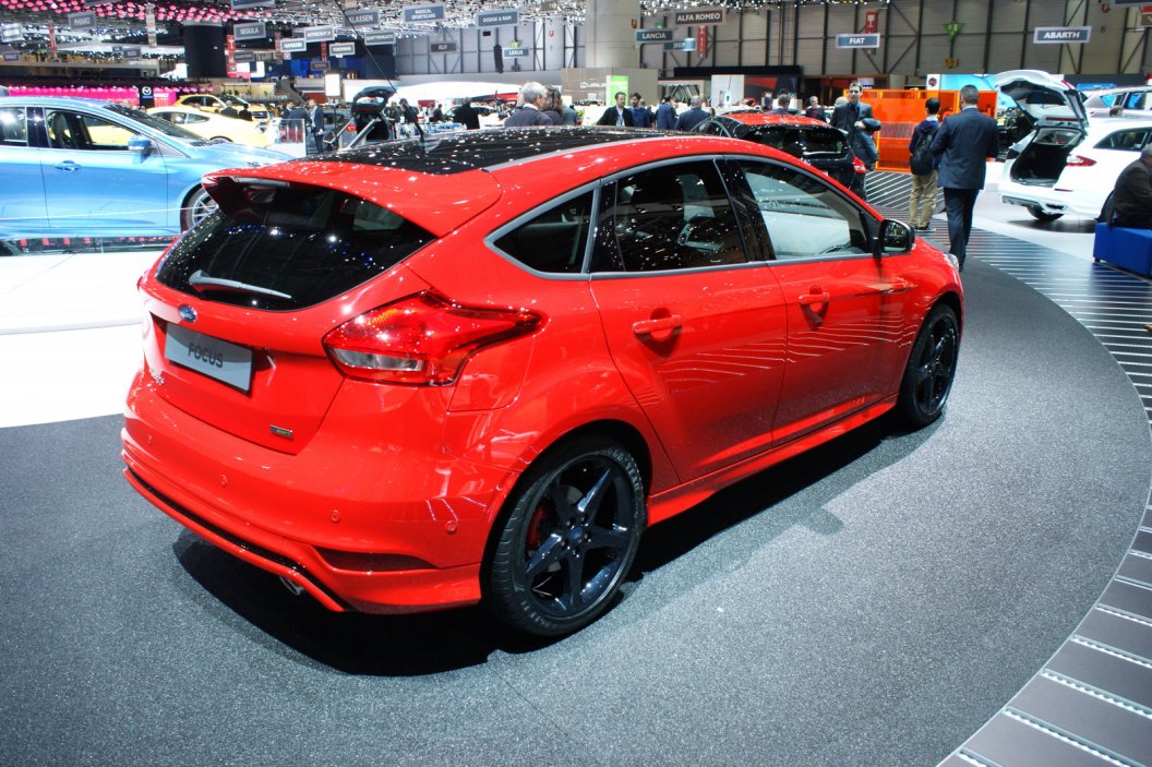 FORD 2015 CENEVRE DETAYLI RES�M GALER�S�