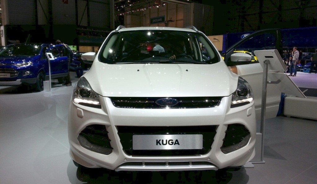 FORD KUGA T�TAN�UM X SPORT CENEVRE RES�M GALER�S�