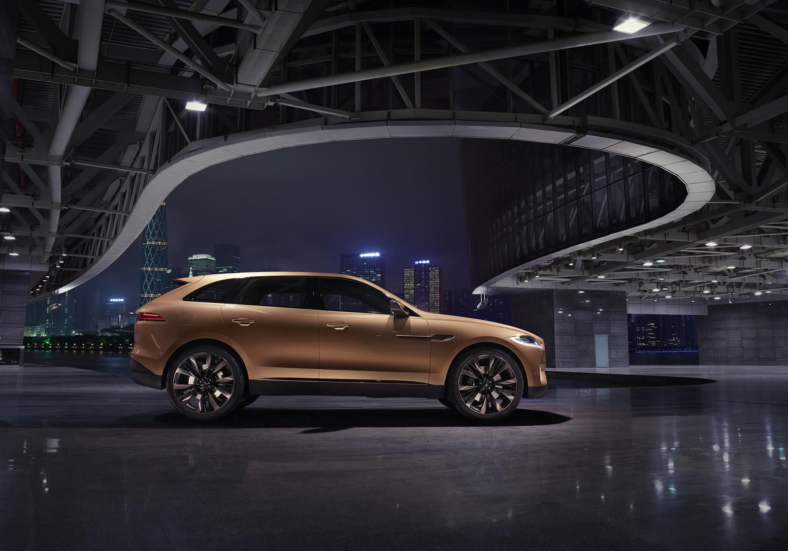 JAGUAR C-X17 KONSEPT GUANGZHOU RESM GALERS