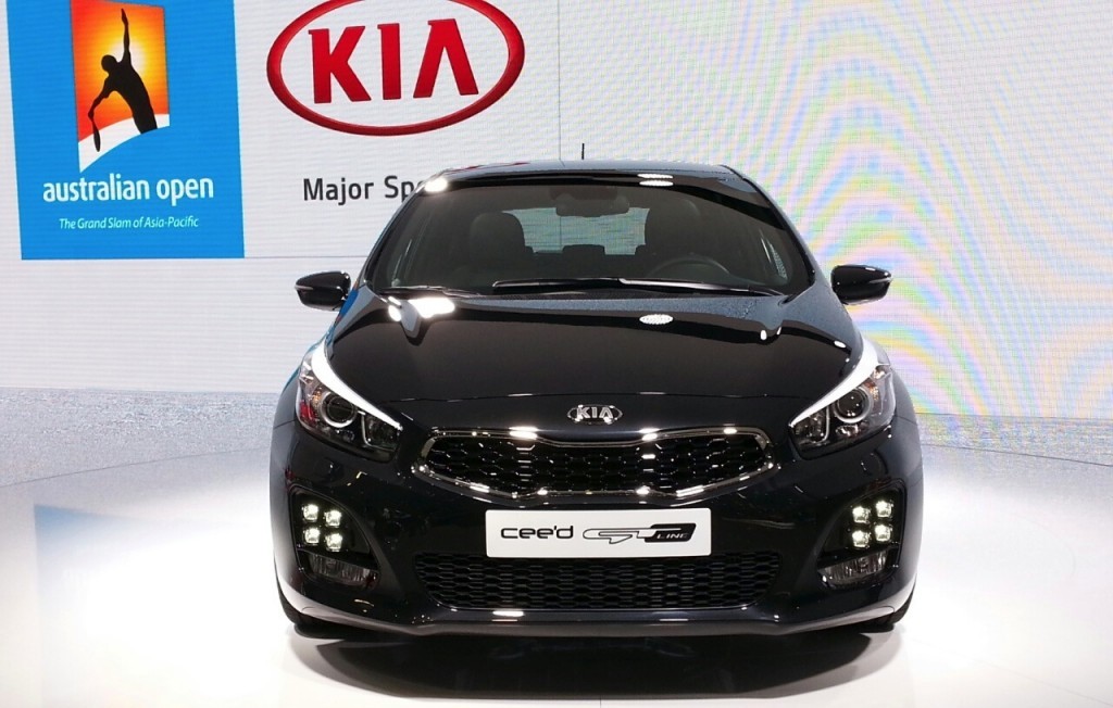 K�A CEE'D GT L�NE 2015 CENEVRE RES�M GALER�S�