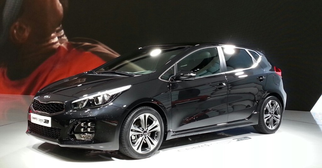 K�A CEE'D GT L�NE 2015 CENEVRE RES�M GALER�S�