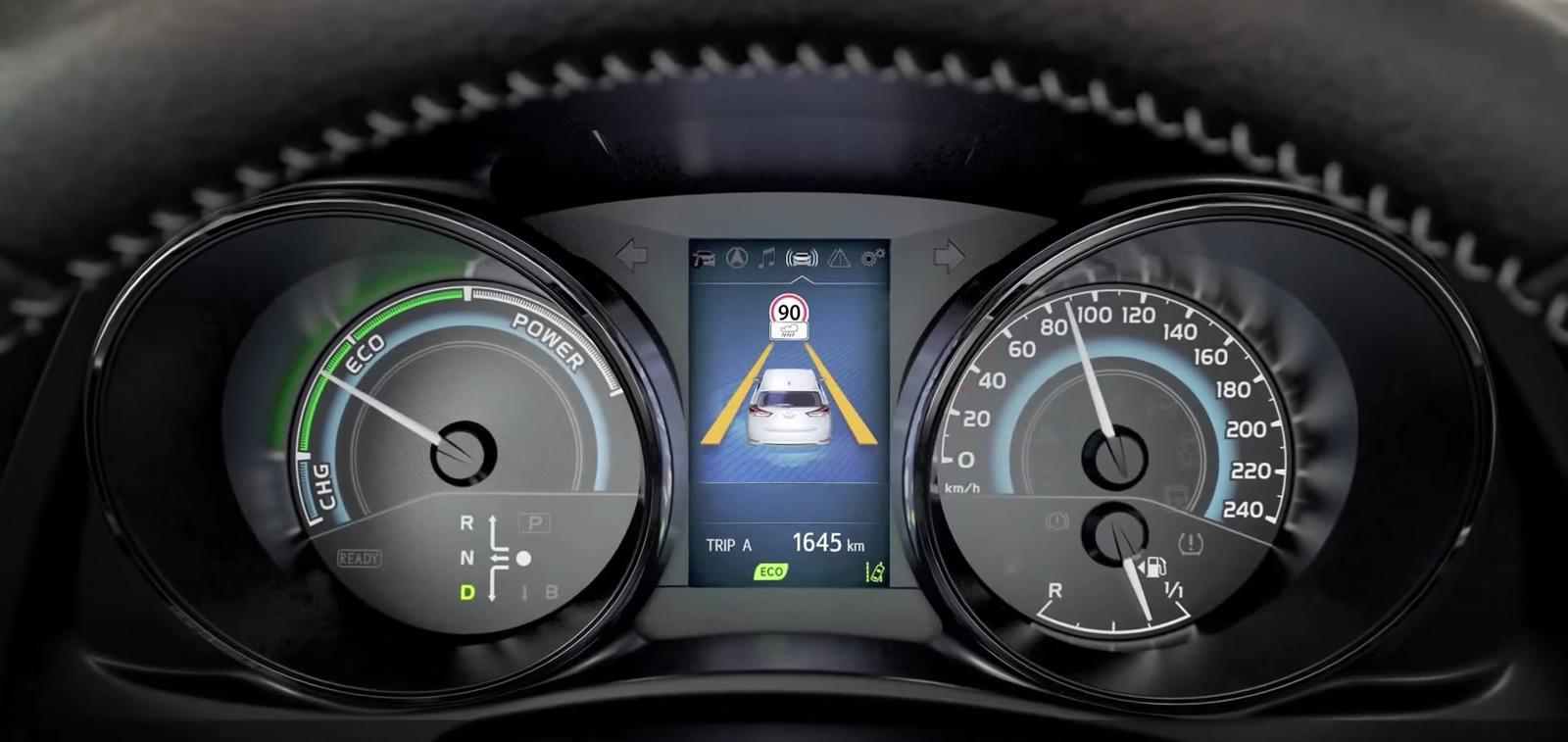 YEN� 2016 MAKYAJLI TOYOTA COROLLA MUHTEMEL RES�M GALER�S�