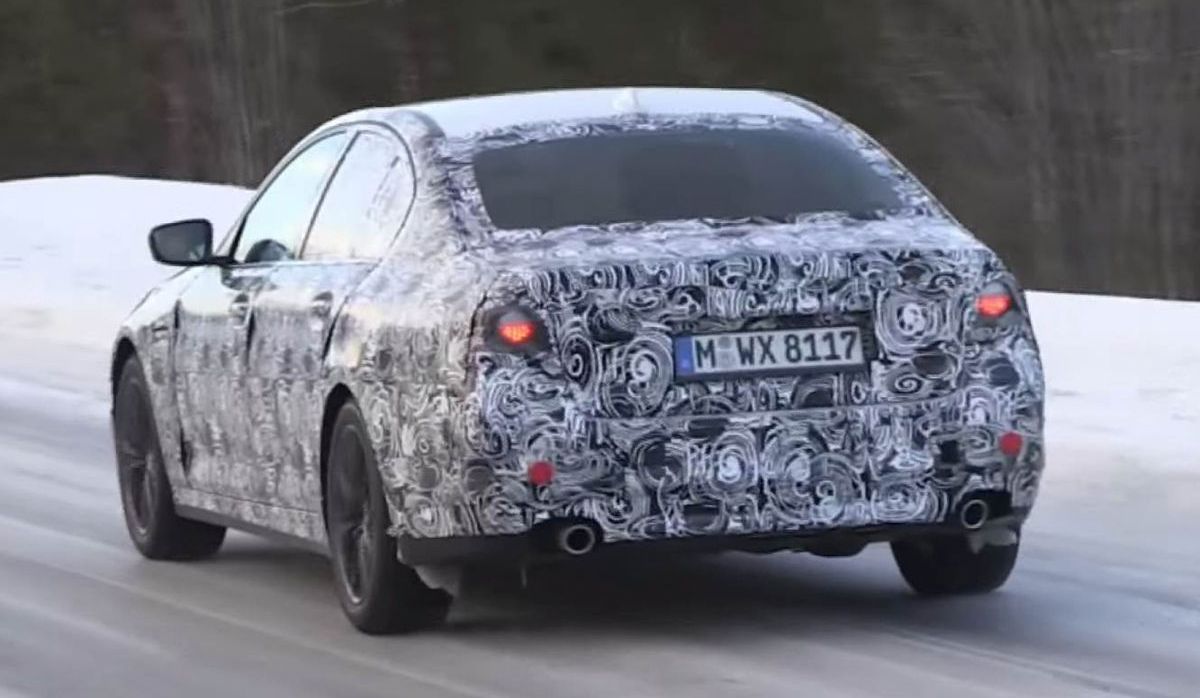 YEN� 2016 BMW 5 SER�S� KAMUFLAJLI RES�MLER�