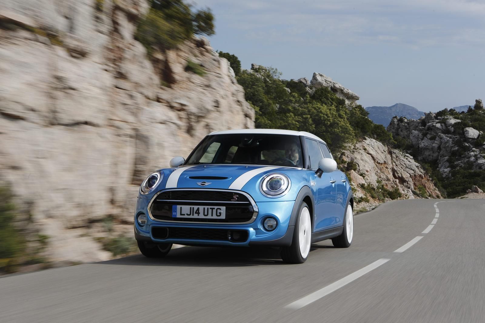 YEN BE KAPILI MN COOPER S DETAYLI RESM GALERS