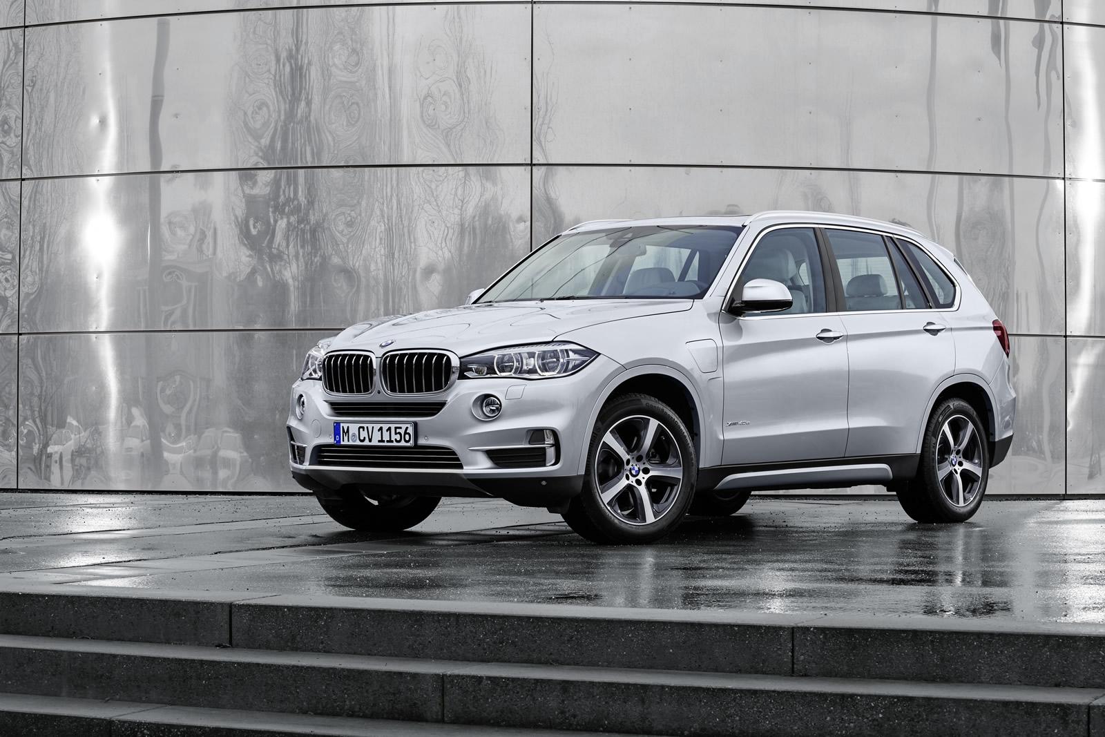 YEN� BMW X5 xDrive40e RES�M GALER�S�