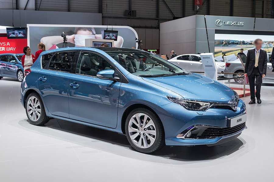YEN� TOYOTA AUR�S 2015 CENEVRE RES�M GALER�S�