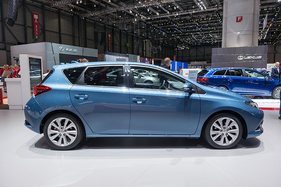 YEN� TOYOTA AUR�S 2015 CENEVRE RES�M GALER�S�