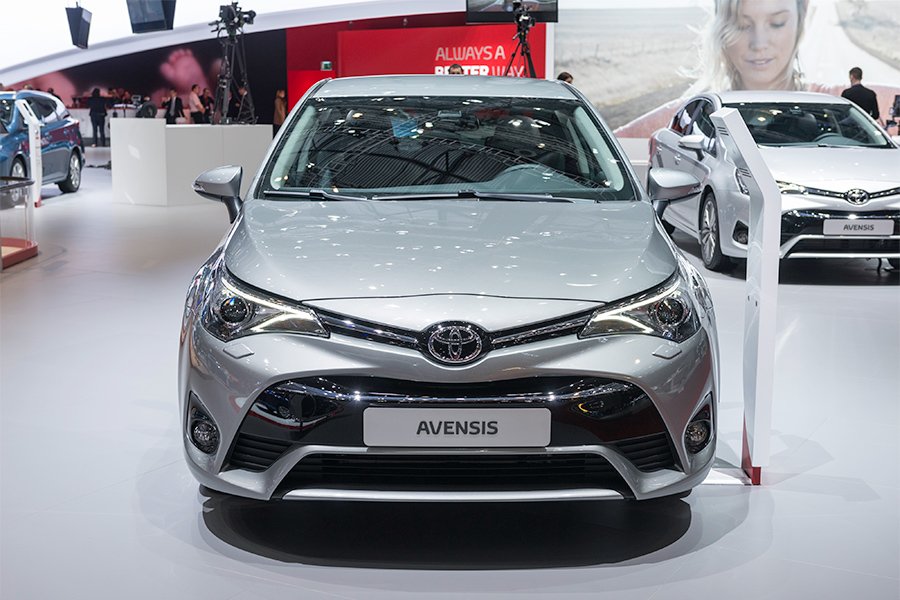 YEN� TOYOTA AVENS�S 2015 CENEVRE RES�M GALER�S�