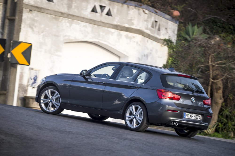 YEN� 2015 BMW 1 SER�S� HATCHBACK AYRINTILI RES�M GALER�S�