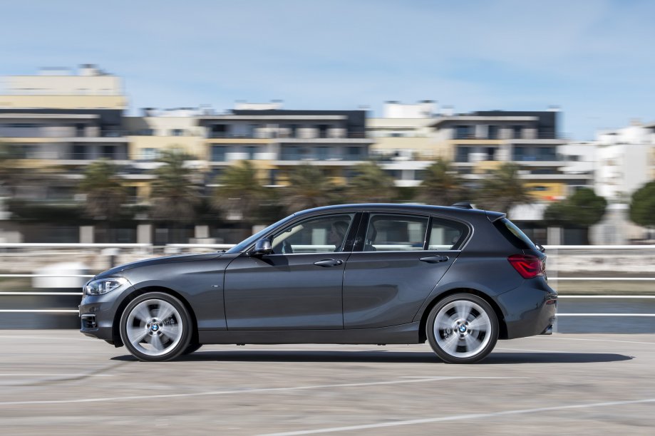 YEN� 2015 BMW 1 SER�S� HATCHBACK AYRINTILI RES�M GALER�S�