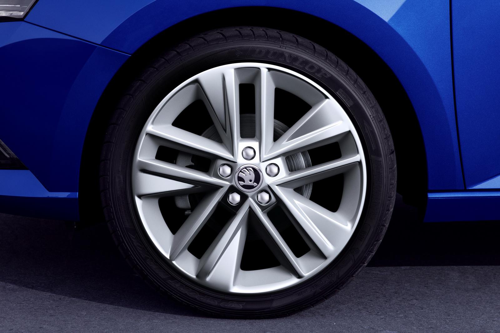 YEN� 2015 SKODA FAB�A T�RK�YE'DE RES�M GALER�S�