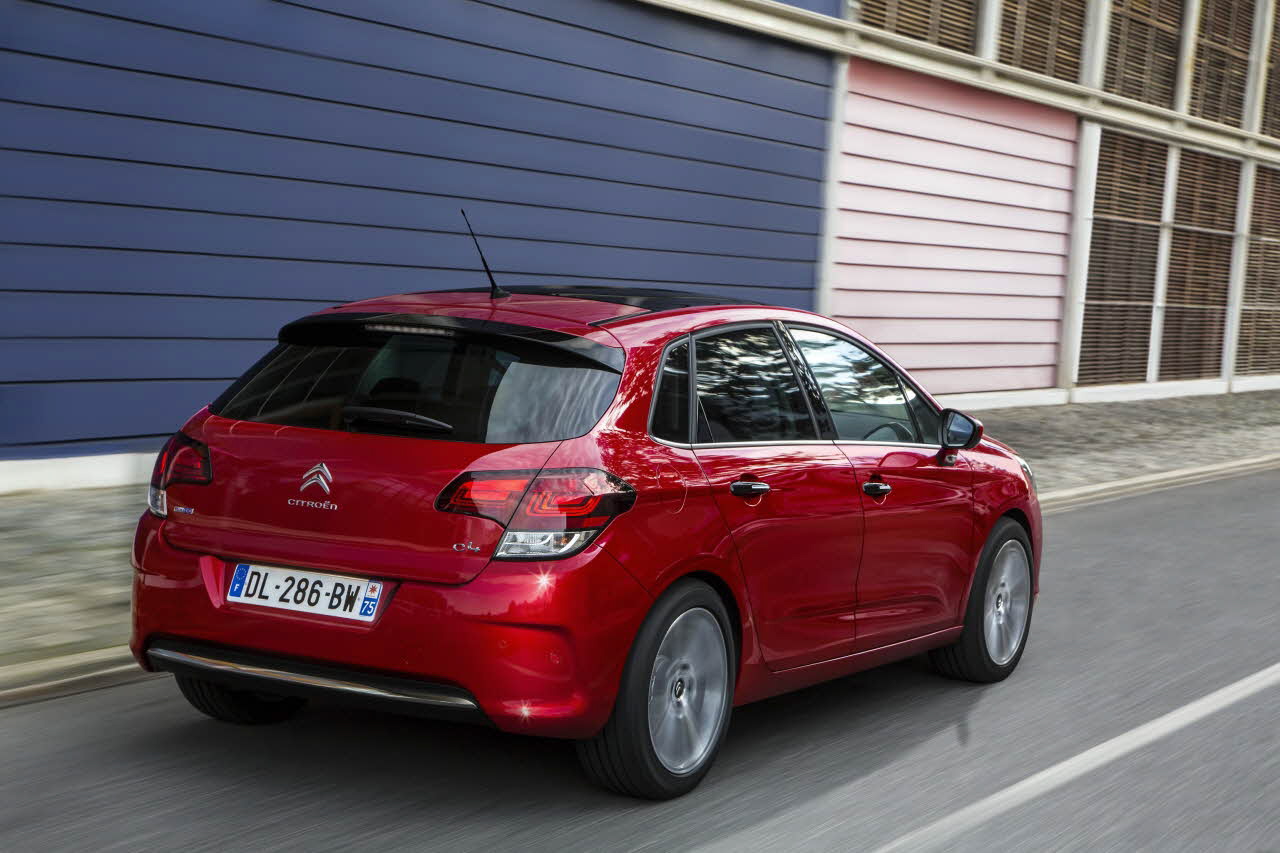 YEN� 2015 C�TROEN C4 DETAYLI MAKYAJ RES�M GALER�S�