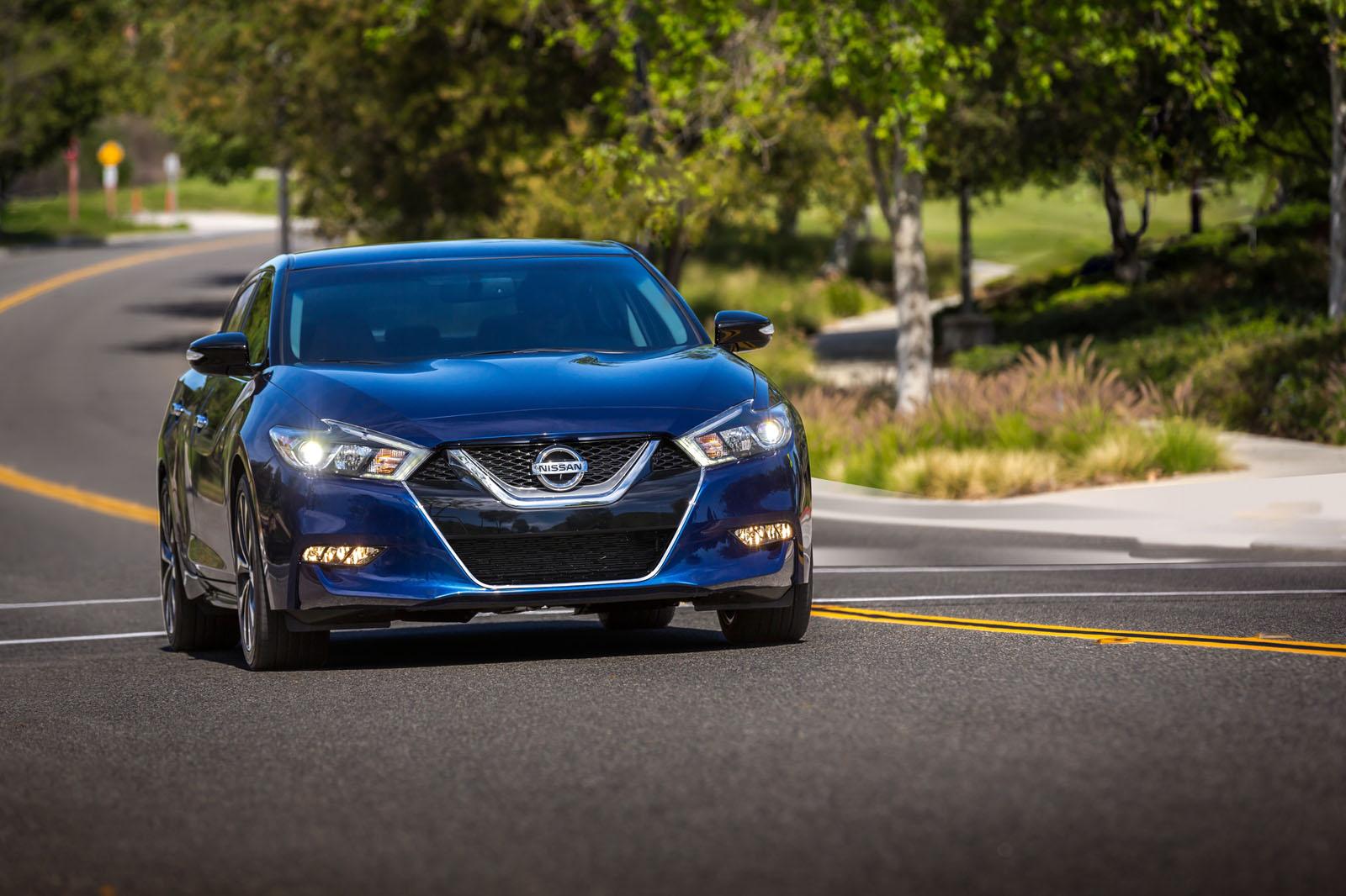 YEN� 2016 N�SSAN MAX�MA DETAYLI RES�M GALER�S�