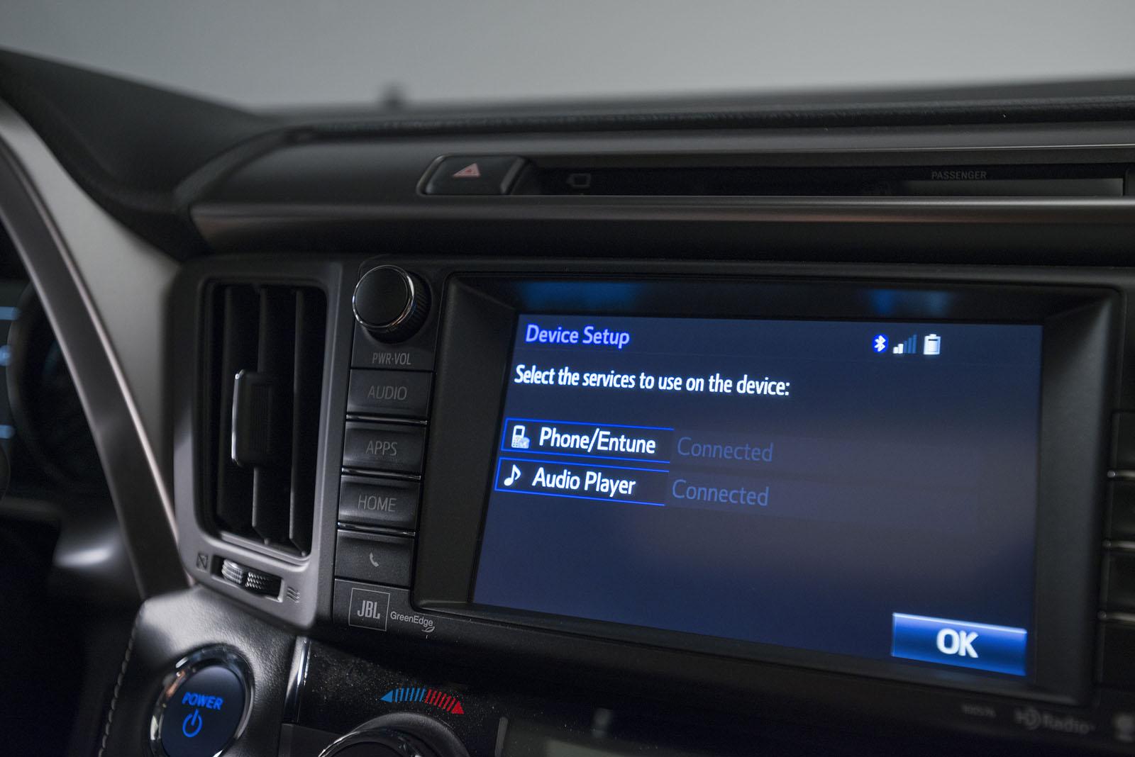 YEN� 2016 MAKYAJLI TOYOTA RAV4 HYBR�D RES�M GALER�S�