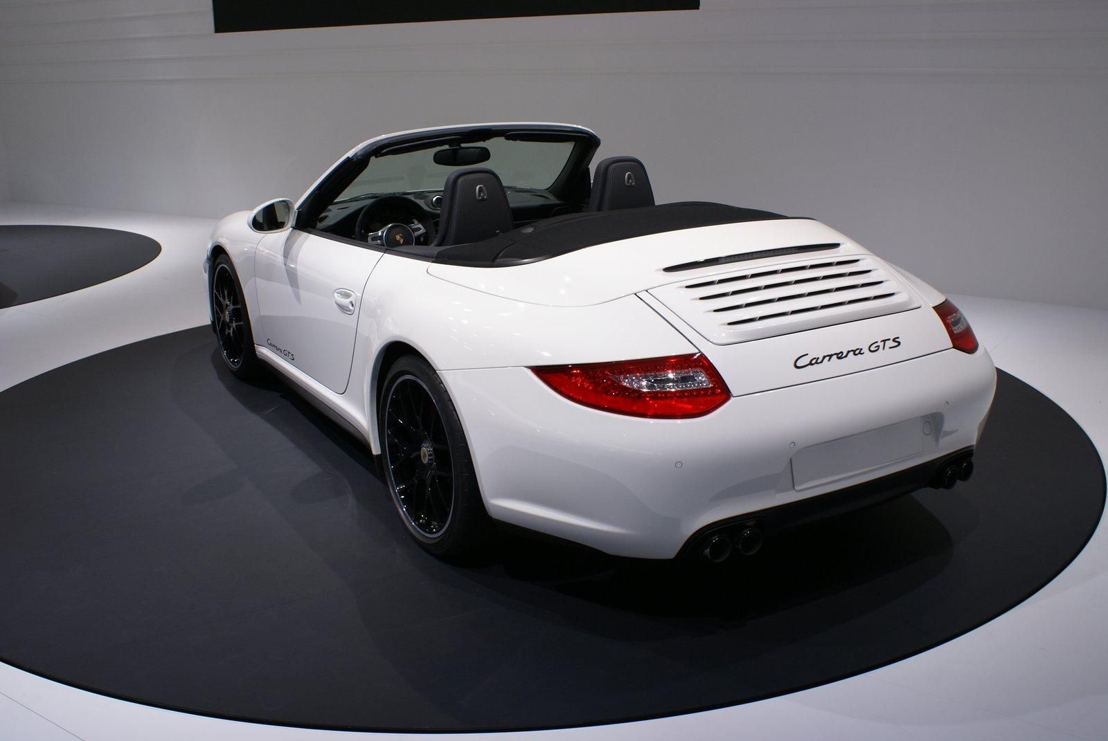 PORSCHE CARRERA GTS (2011) GALER