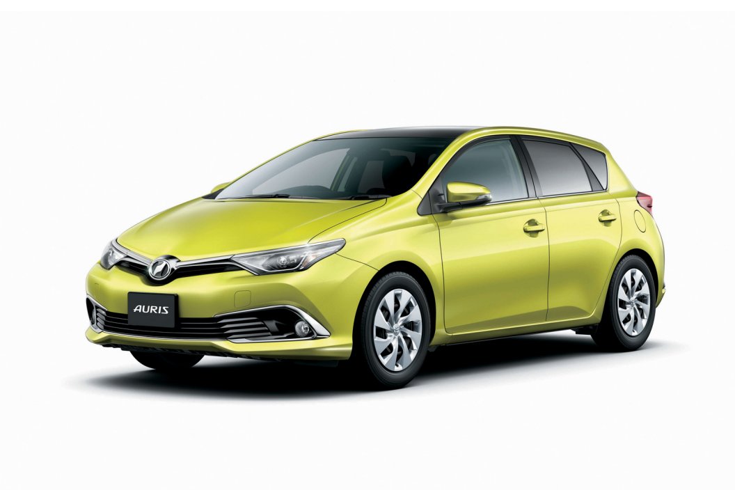 YEN� 2015 MAKYAJLI TOYOTA AUR�S JAPONYA'DA RES�M GALER�S�