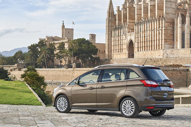 YEN� MAKYAJLI 2015 FORD C-MAX DETAYLI RES�M GALER�S�