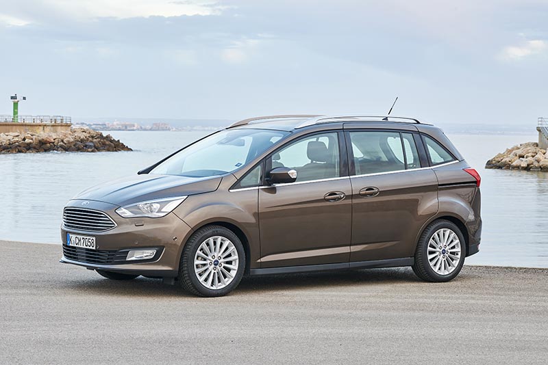 YEN� MAKYAJLI 2015 FORD C-MAX DETAYLI RES�M GALER�S�