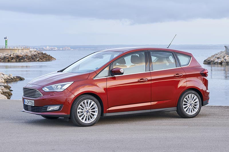 YEN� MAKYAJLI 2015 FORD C-MAX DETAYLI RES�M GALER�S�