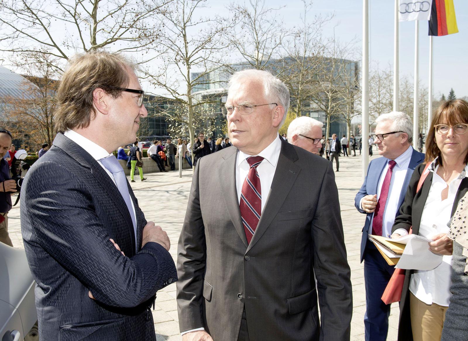 S�R�C�S�Z AUD� A7, OTOYOL TESTLER�NDE RES�M GALER�S�