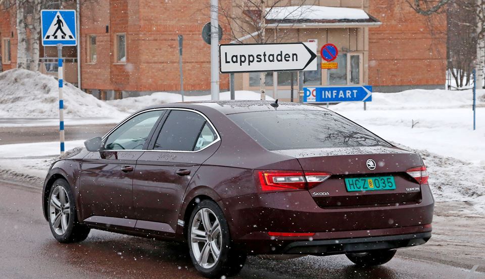 YEN� 2016 SKODA SUPERB YOL G�R�NT�LER�