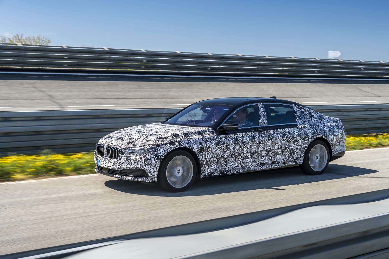 YEN� BMW 7 SER�S� 2015 TEST PROTOT�P� RES�M GALER�S�