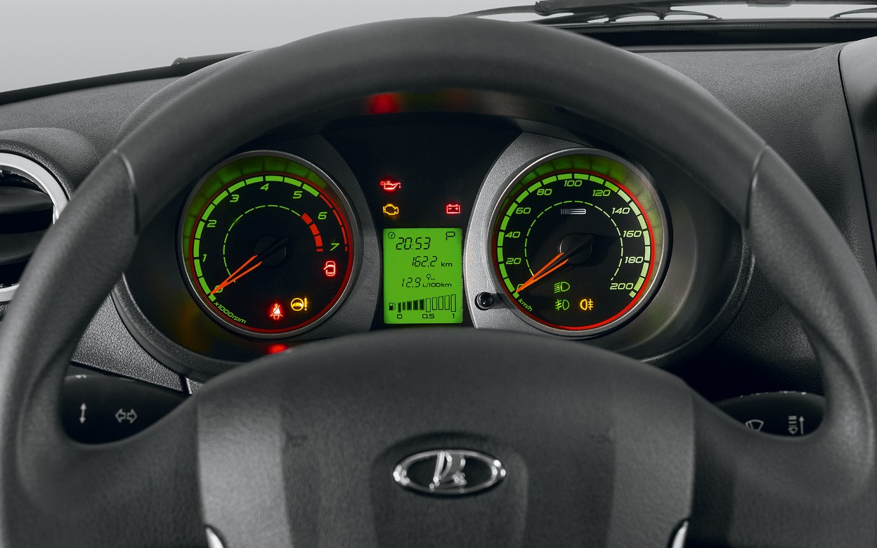 YEN� LADA KAL�NA 2015 T�RK�YE RES�M GALER�S� 