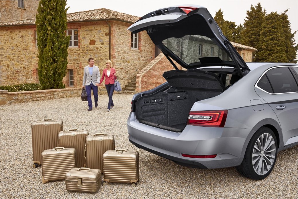 YEN� 2015 SKODA SUPERB (3) DETAYLI RES�M GALER�S�