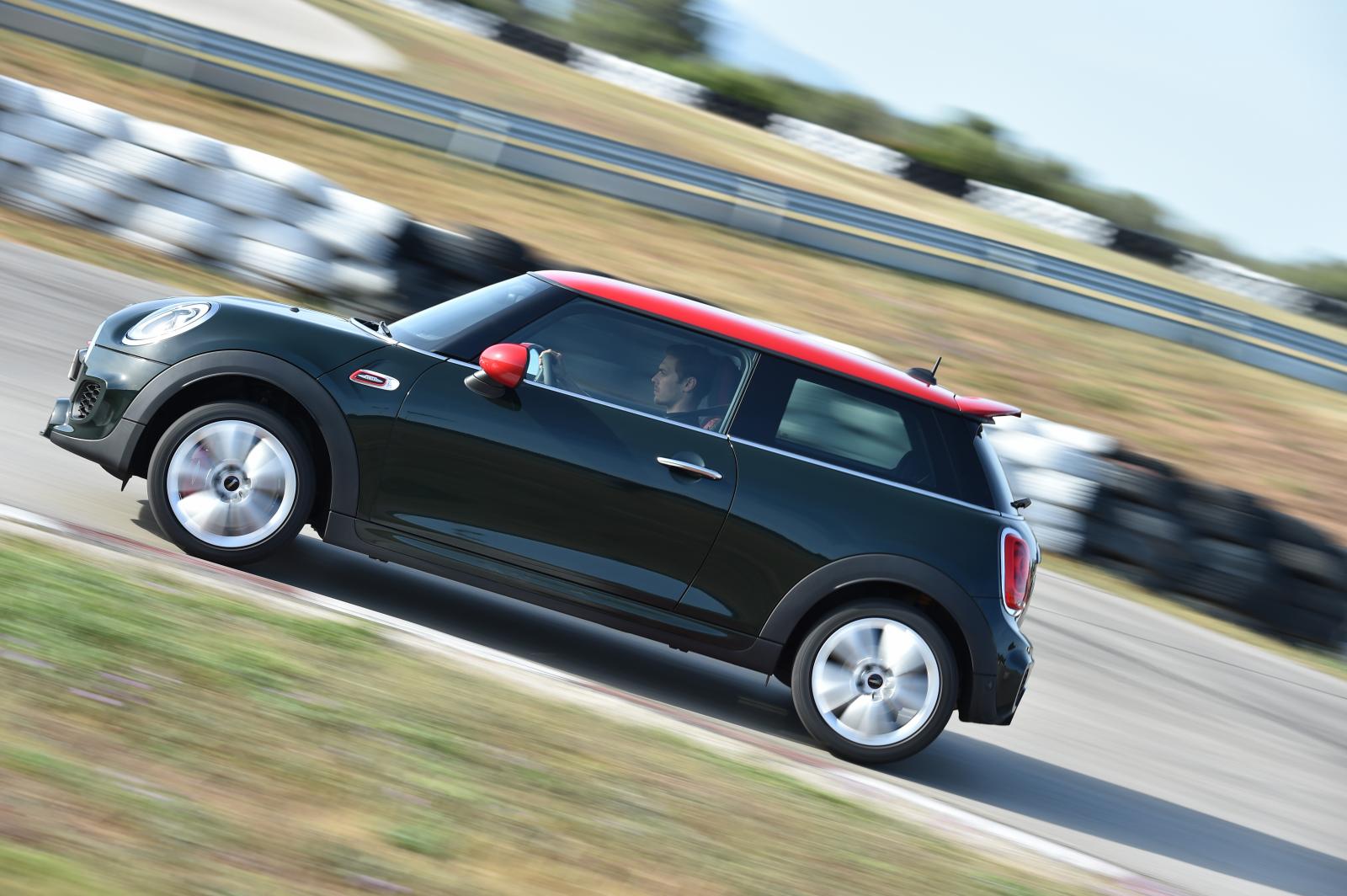 YEN� 2015 M�N� JOHN COOPER WORKS RES�M GALER�S�