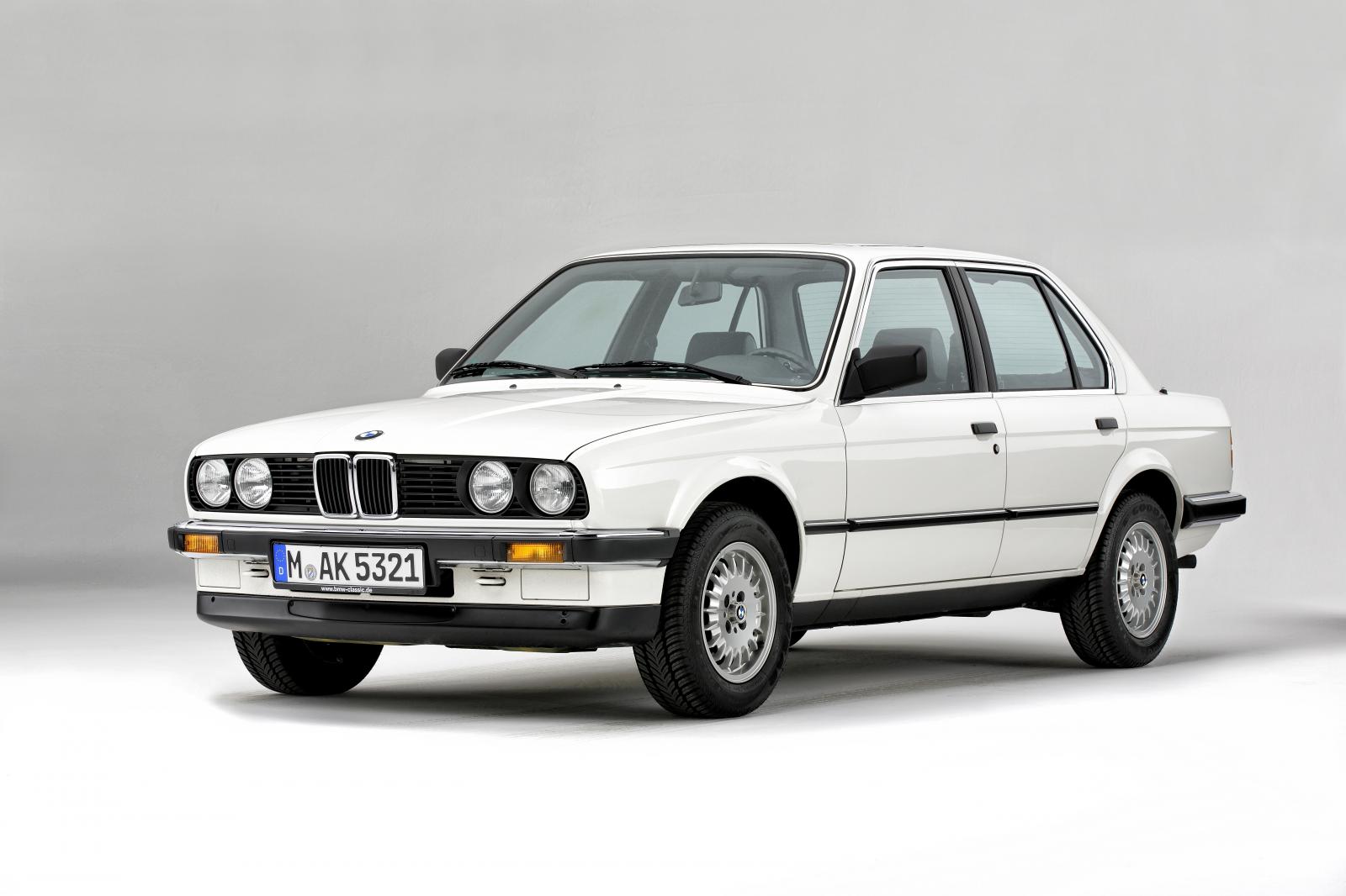 BMW 3 SER�S� 40 YA�INDA RES�M GALER�S�
