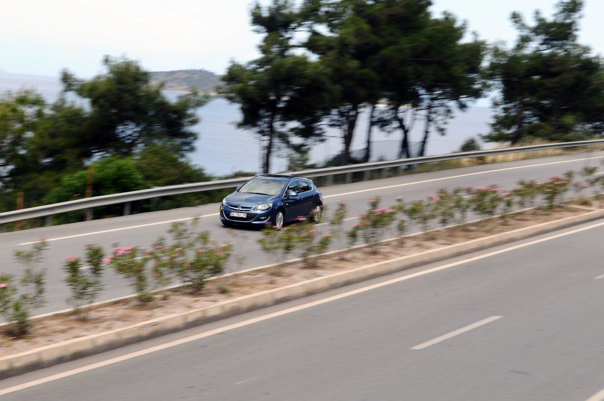 1.6 DZEL MOTORLU OPEL ASTRA'LAR TRKYE YOLLARINDA RESM GALERS