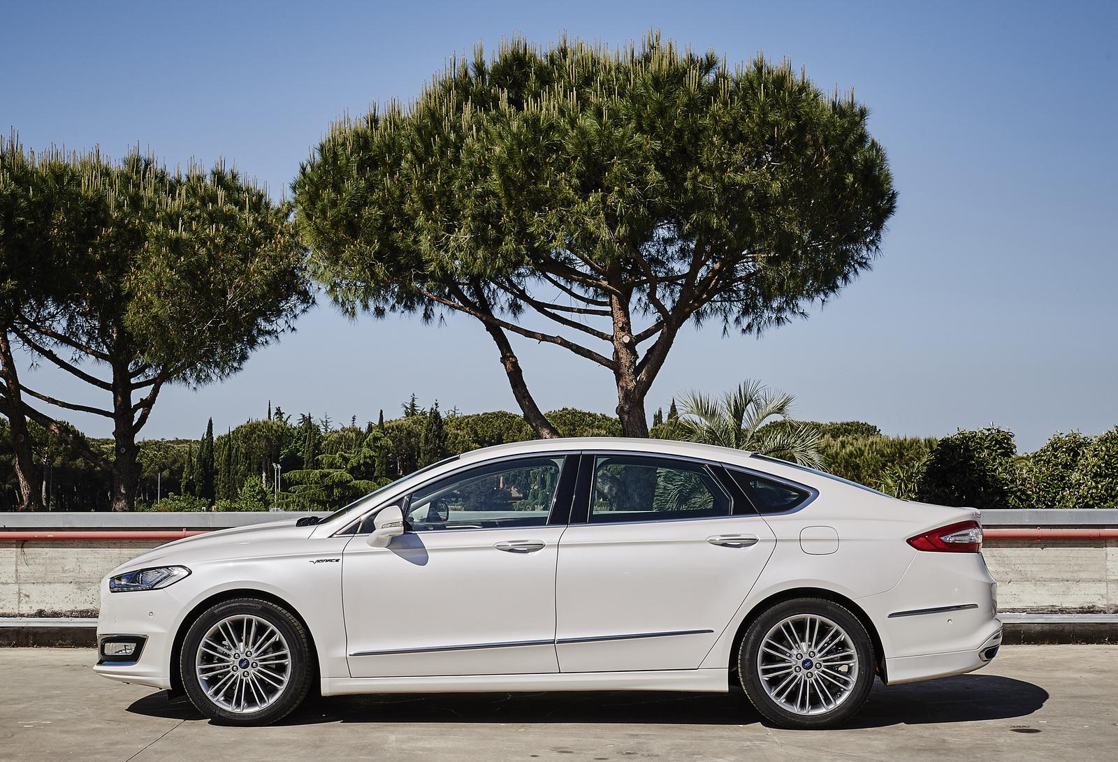 YEN� FORD MONDEO V�GNALE DETAYLI RES�M GALER�S�